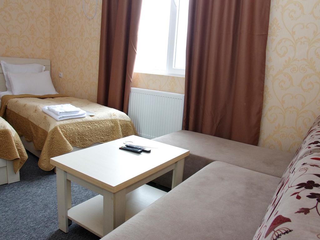 King Edward Hotel Tiflis Habitación foto